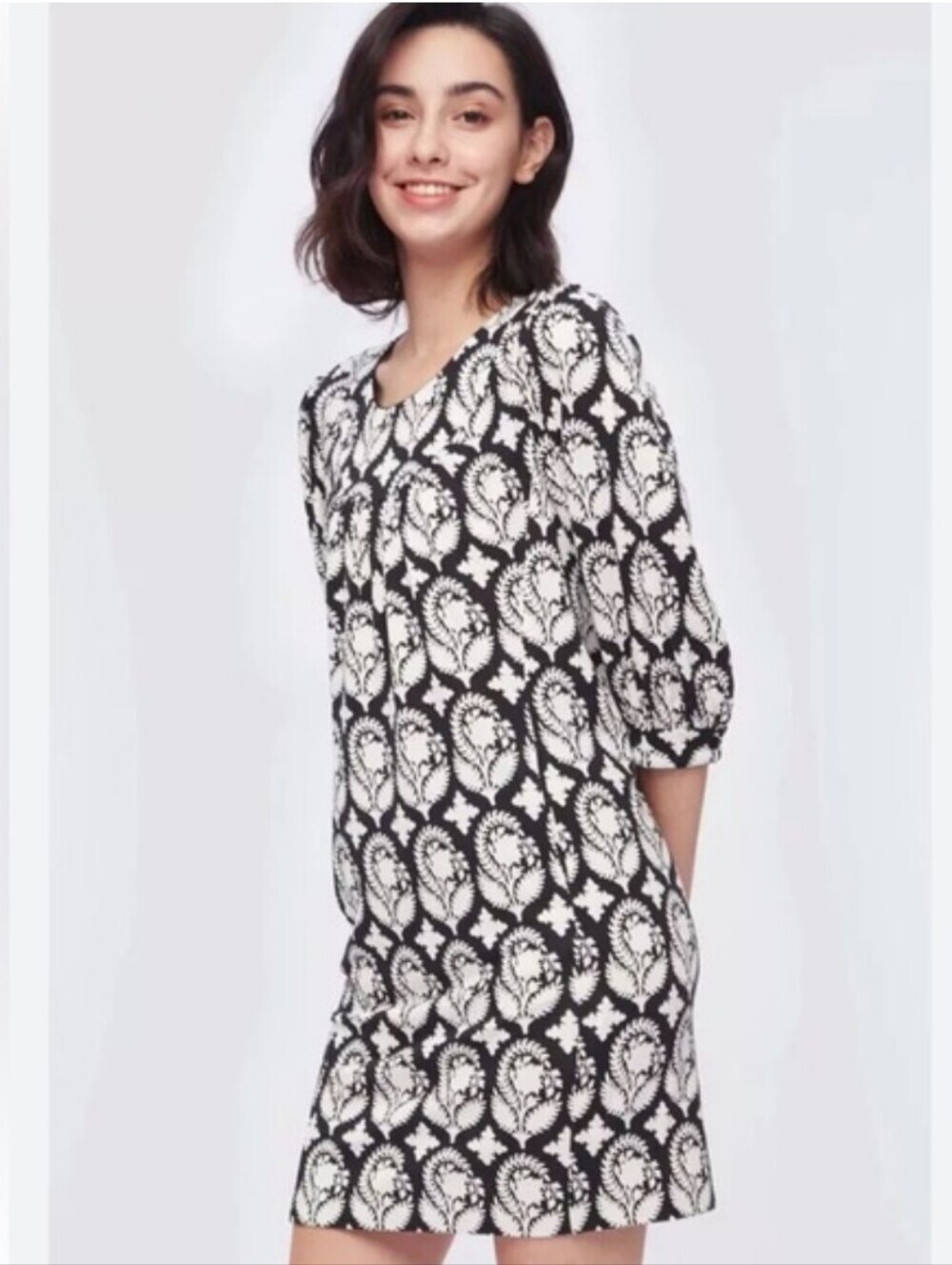DIANE VON  FURSTENBERG NOELLE MINI DRESS IN WOODCUT BLACK WOMENS SIZE MEDIUM